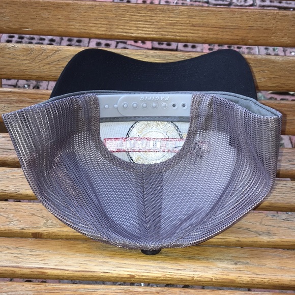 Carry-On Trailer corporation dealer cap SnapBack cap 104C pro model 6 panel mesh - Picture 5 of 10